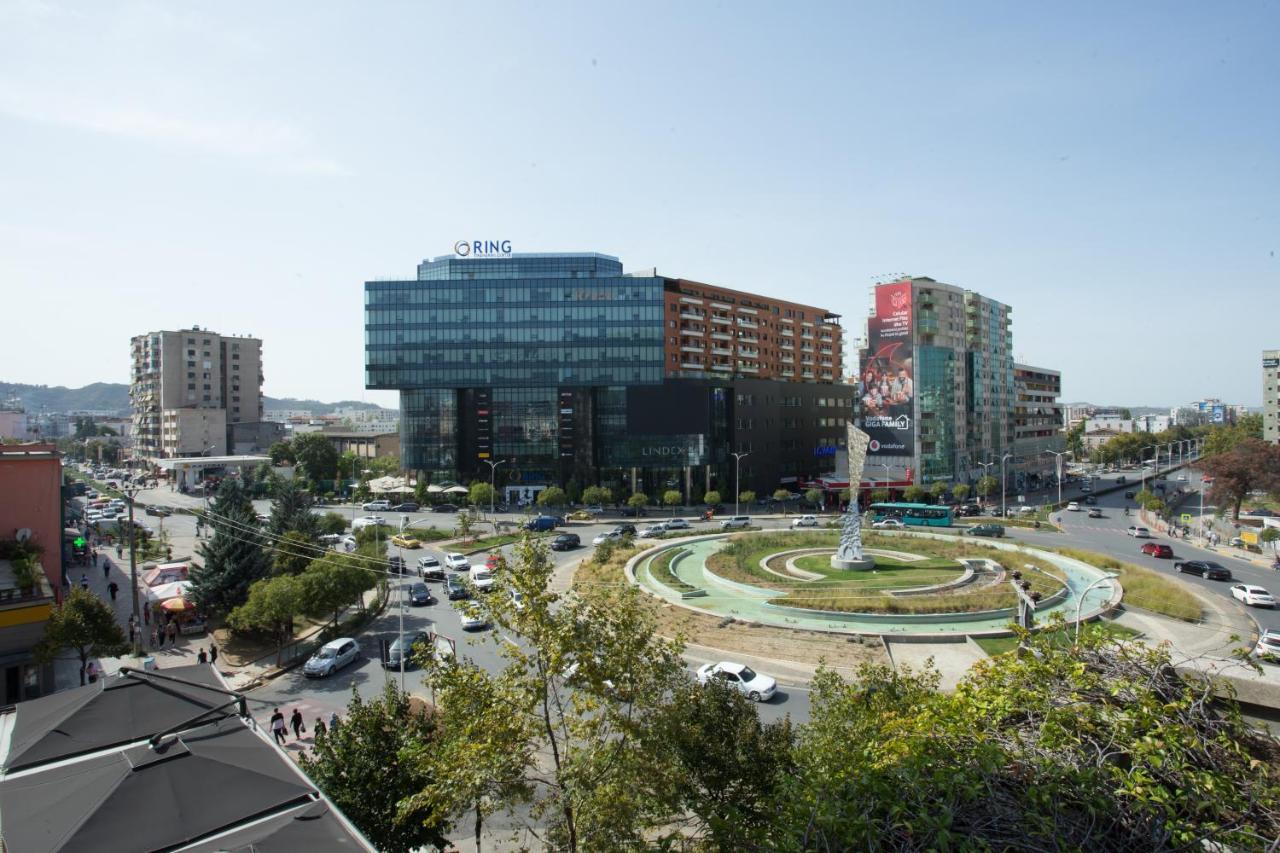 Ebel Boutique Hotel Tirana Exteriör bild