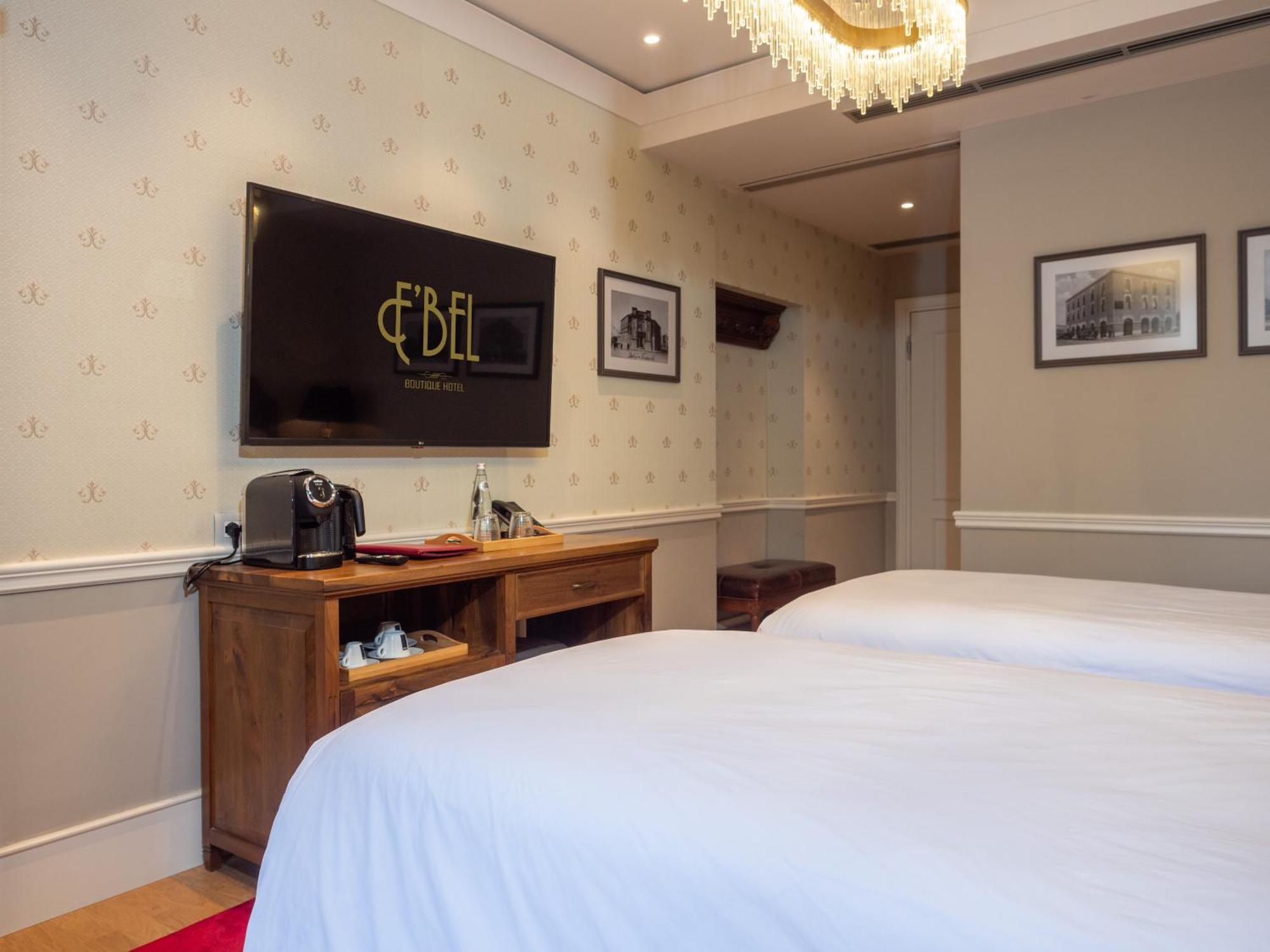 Ebel Boutique Hotel Tirana Exteriör bild
