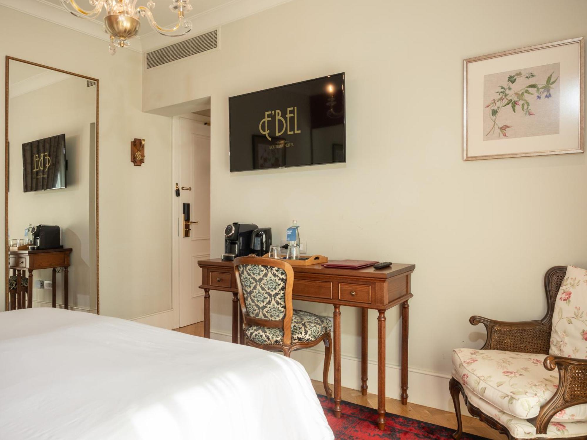 Ebel Boutique Hotel Tirana Exteriör bild